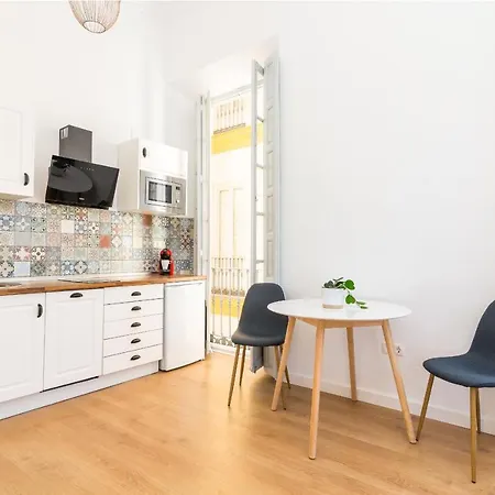 Homes Plaza De La Merced Apartamento *