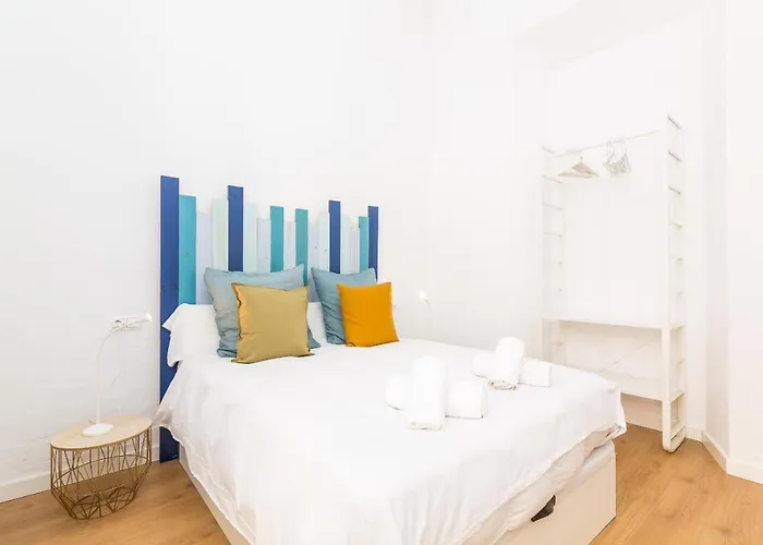 Homes Plaza De La Merced Lejlighed